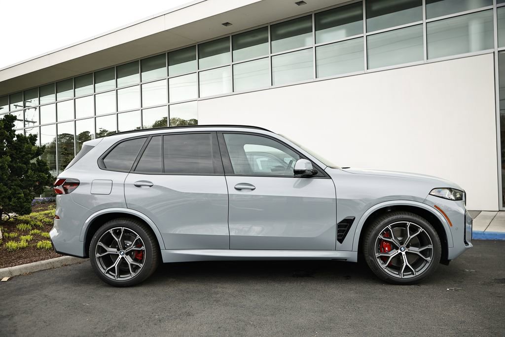 New 2026 BMW X5 xDrive50e w/ Executive Package image 4