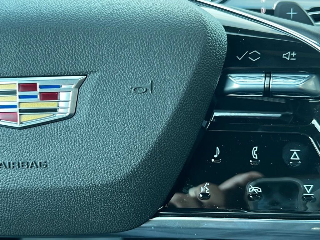 New 2026 Cadillac Escalade Luxury w/ Touring Package AWD/4WD image 33