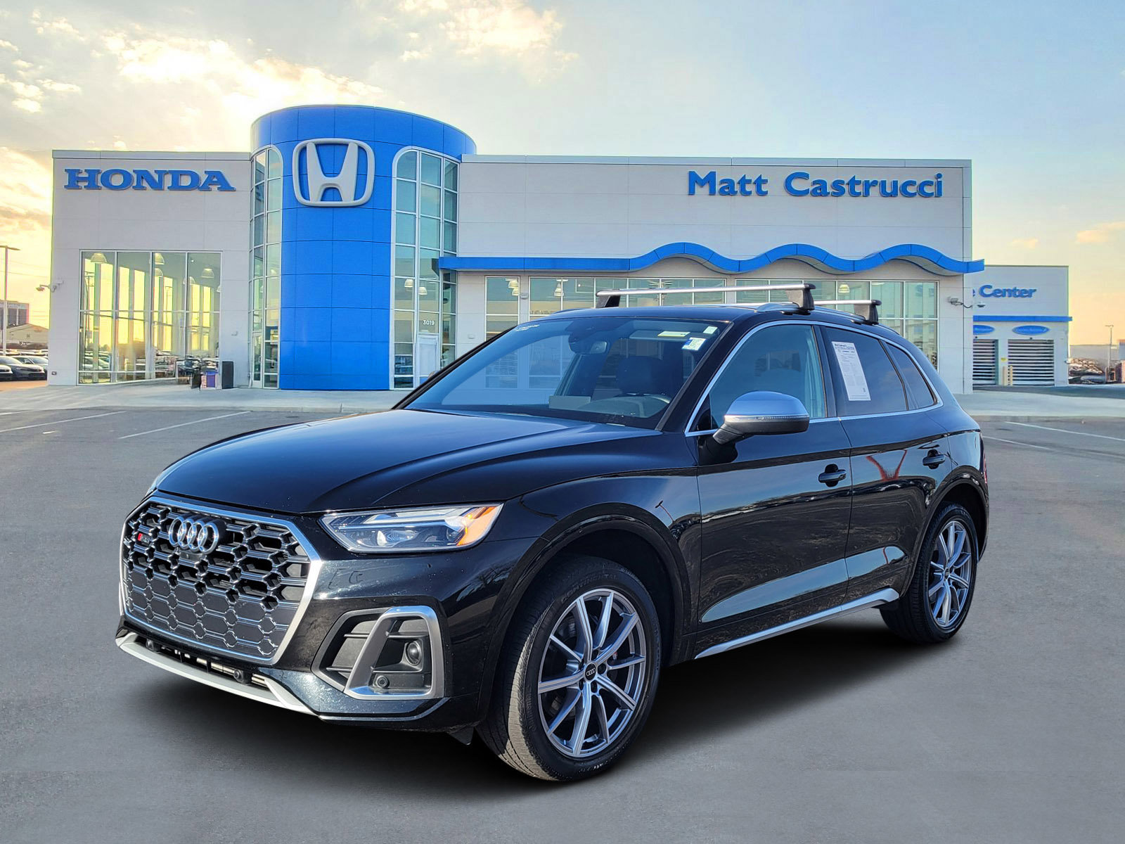 Used 2022 Audi SQ5 Premium Plus image 2