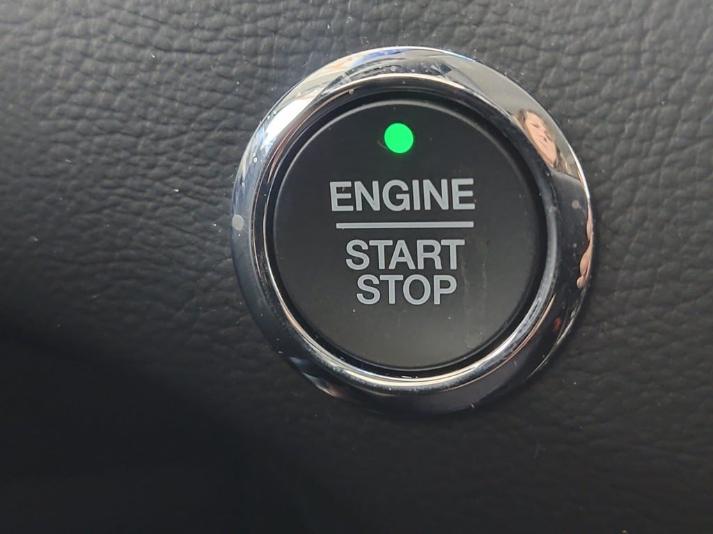 Used 2019 Ford Edge SEL w/ Equipment Group 201A AWD/4WD image 19