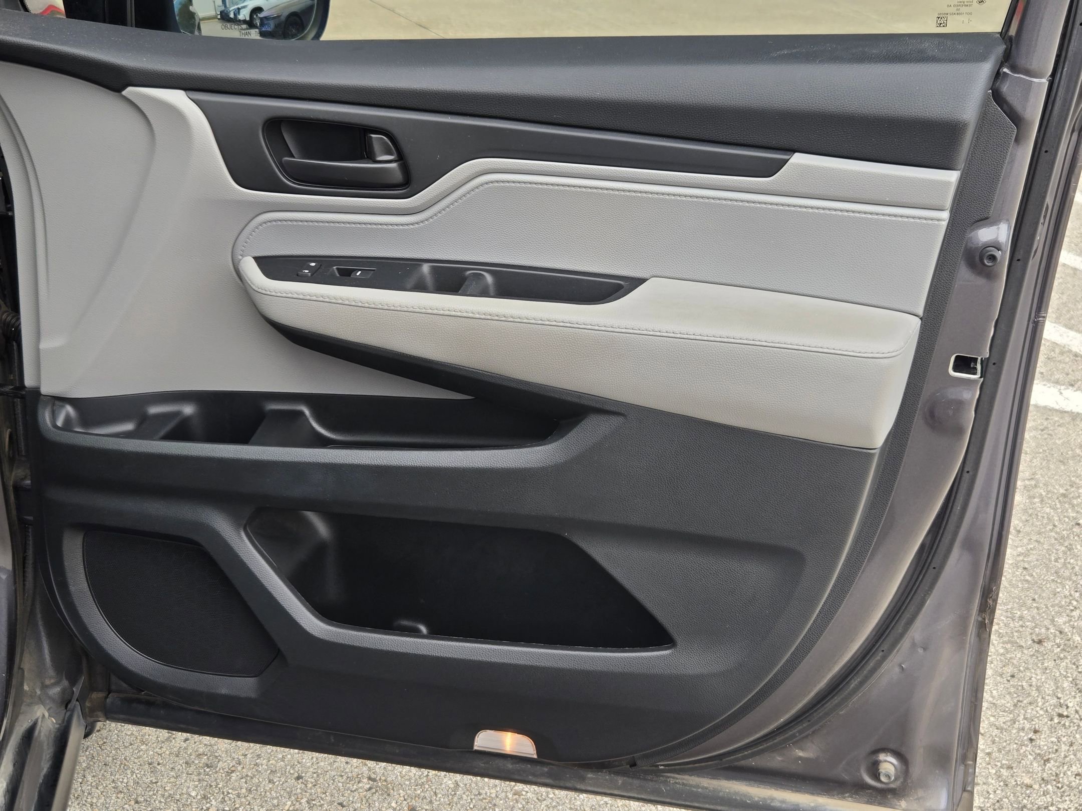 Used 2018 Honda Odyssey LX image 26