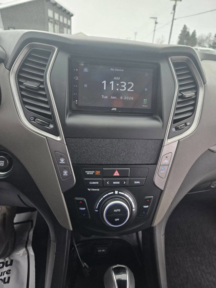 Used 2016 Hyundai Santa Fe Sport 2.0T w/ Option Group 05 image 12