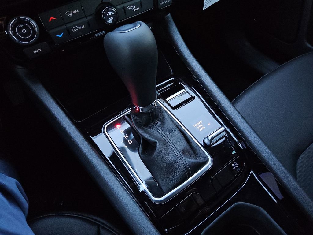 New 2026 Jeep Compass Latitude image 22