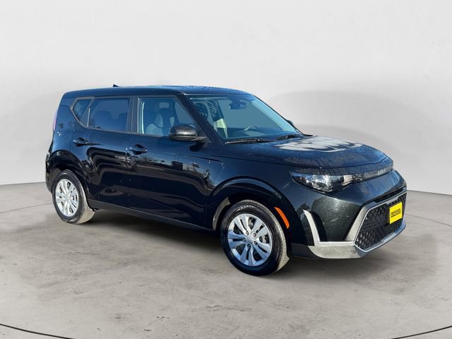 Used 2024 Kia Soul LX image 7