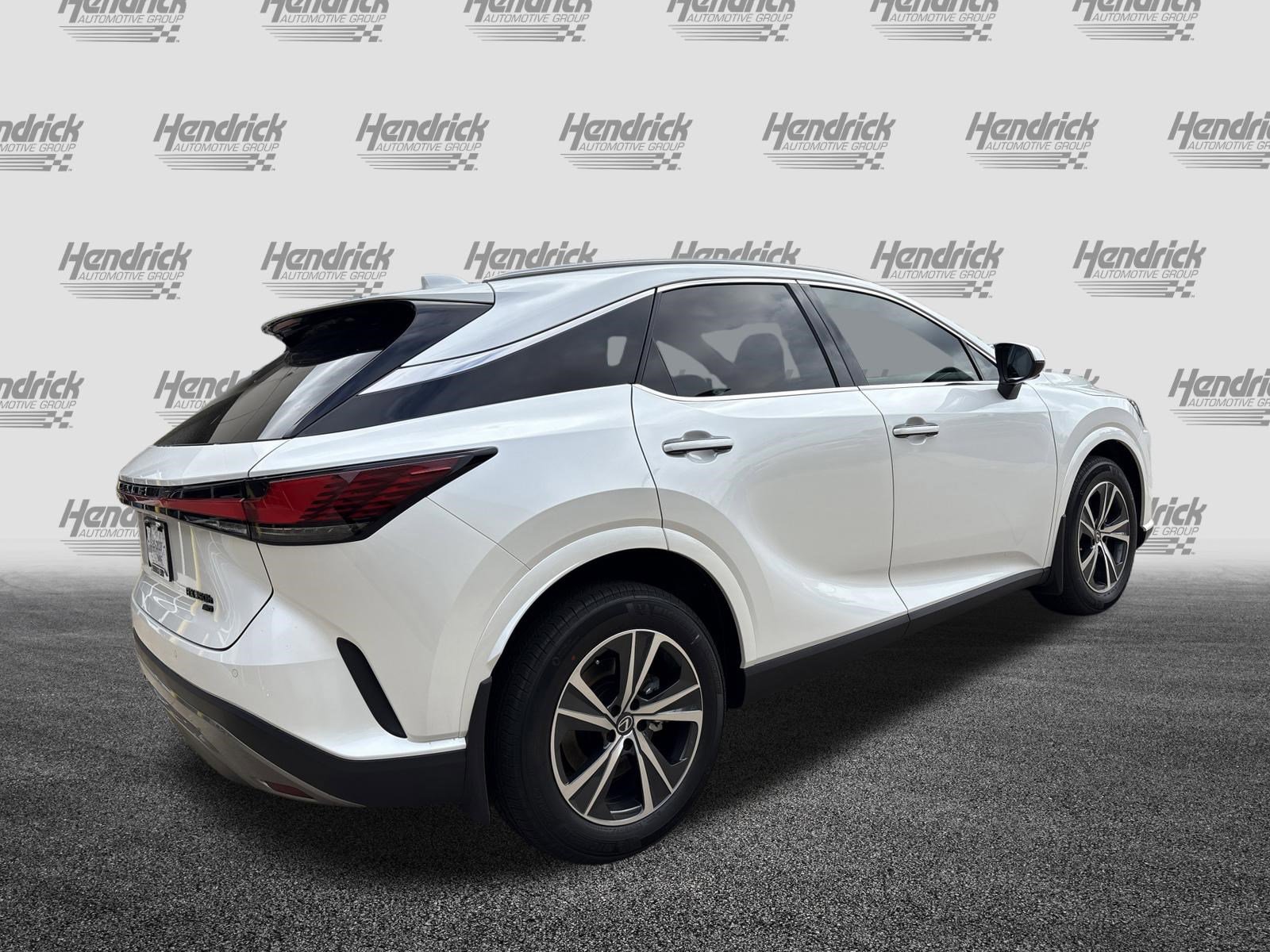 Used 2026 Lexus RX 350h w/ Convenience Package image 9