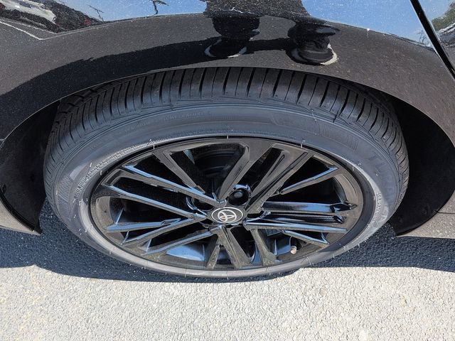 Used 2026 Toyota Camry SE FWD image 9