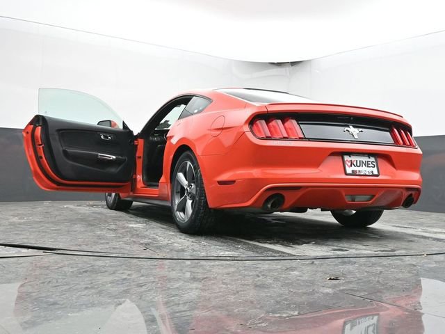 Used 2016 Ford Mustang Coupe w/ Equipment Group 051A image 44