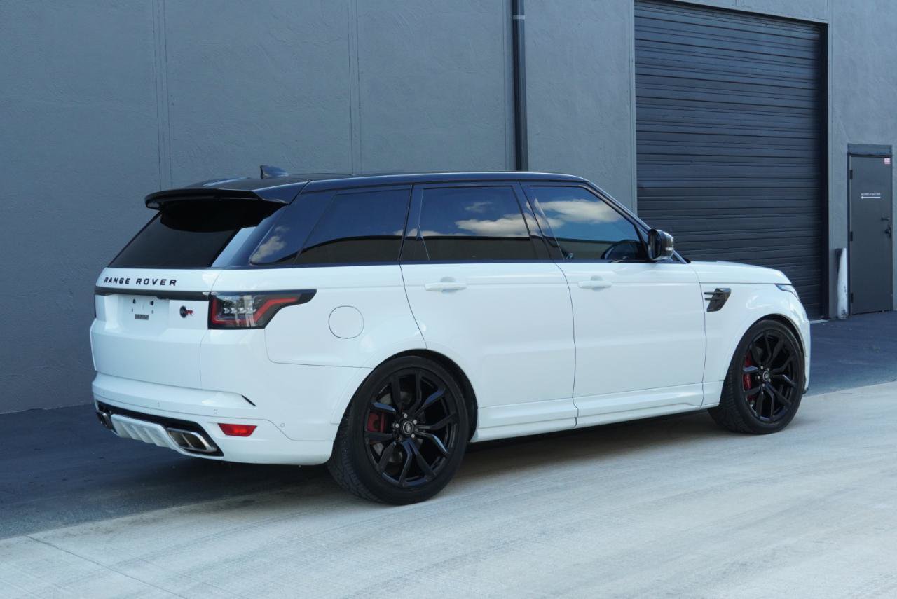 Used 2022 Land Rover Range Rover Sport SVR Carbon Edition AWD/4WD image 6