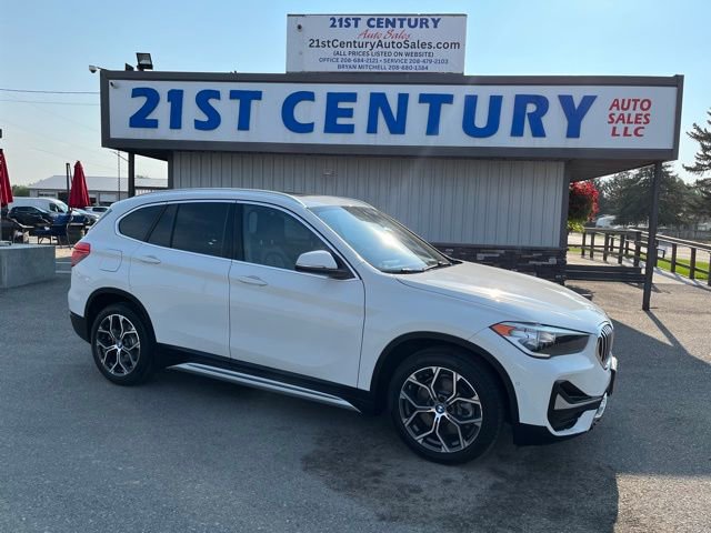 Used 2021 BMW X1 xDrive28i w/ Convenience Package image 1