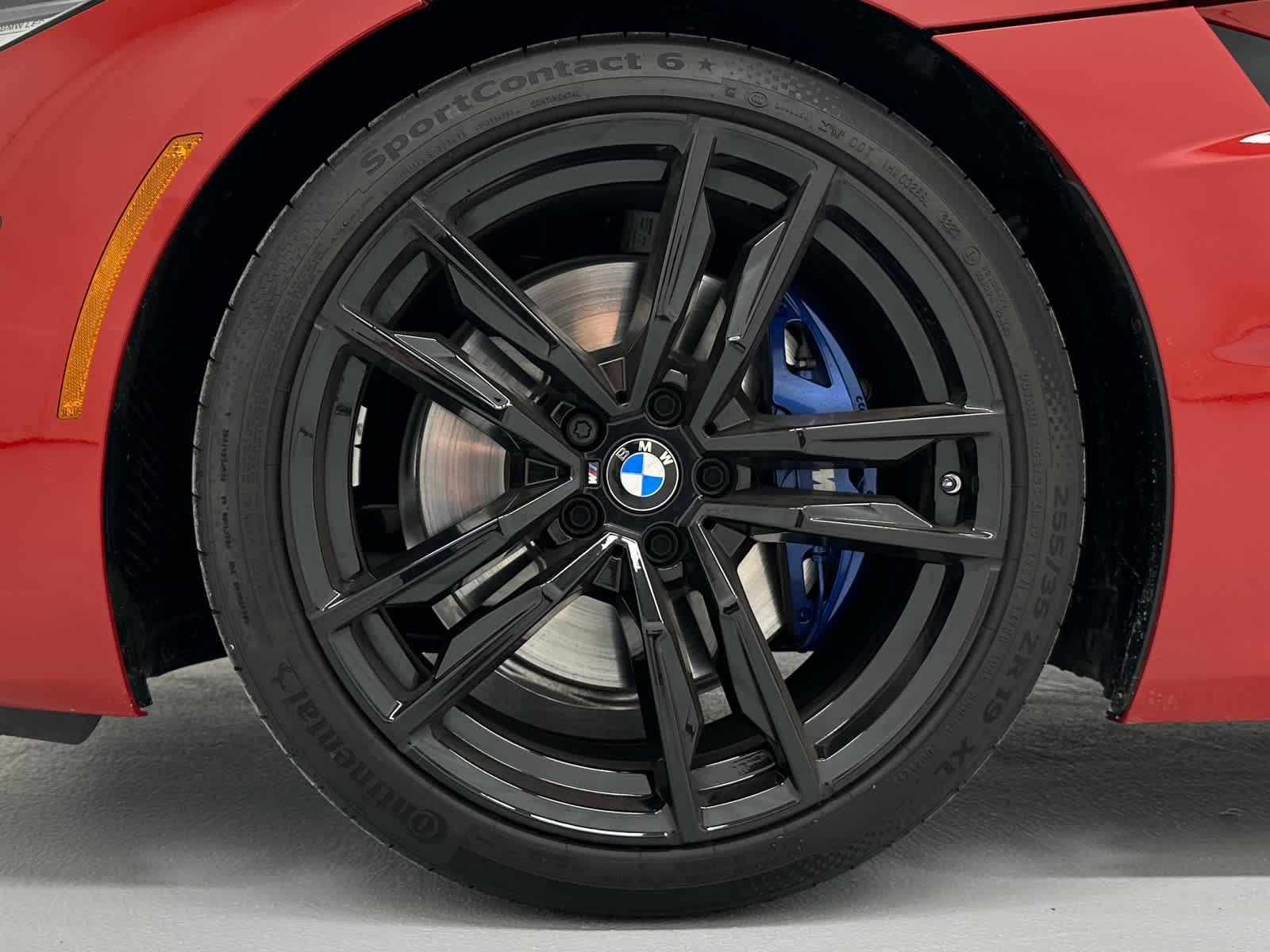 Used 2024 BMW Z4 M40i w/ Premium Package image 15