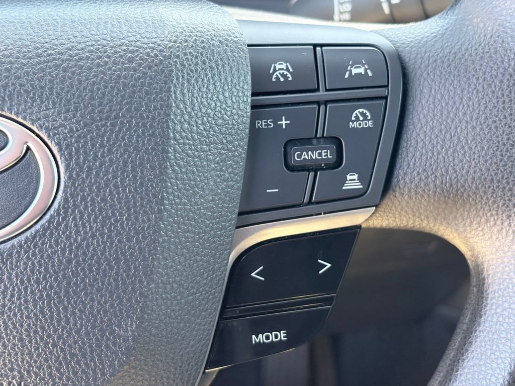 Used 2025 Toyota Camry LE FWD image 15