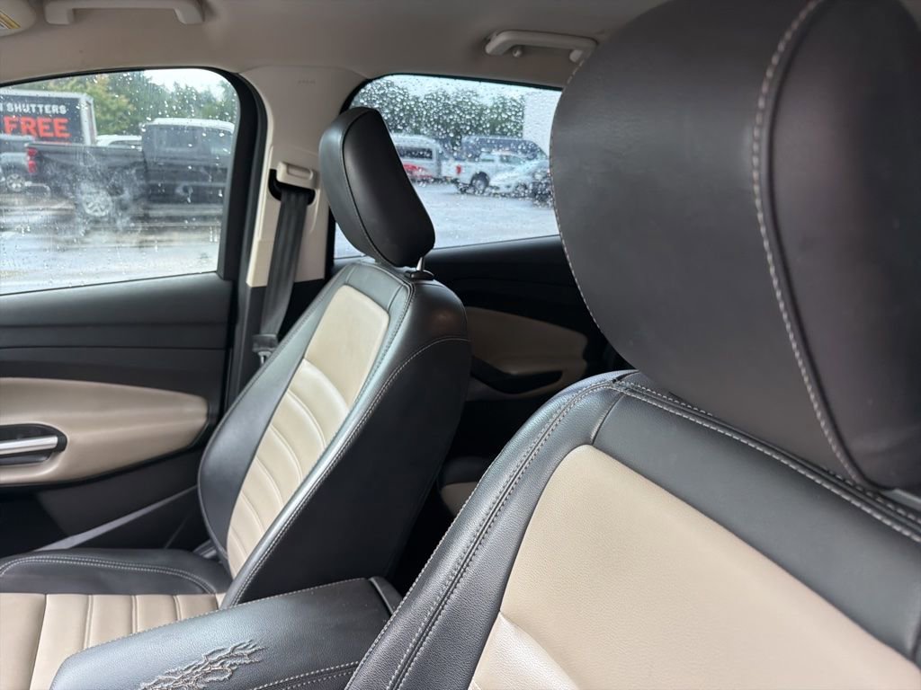 Used 2019 Ford Escape SEL AWD/4WD image 10