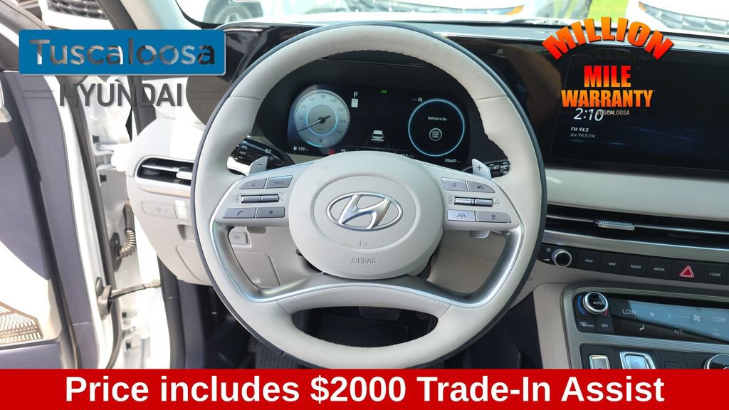 Used 2025 Hyundai Palisade Calligraphy FWD image 16