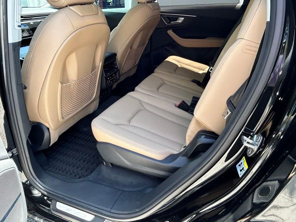 Used 2025 Audi Q7 3.0T Premium Plus image 10