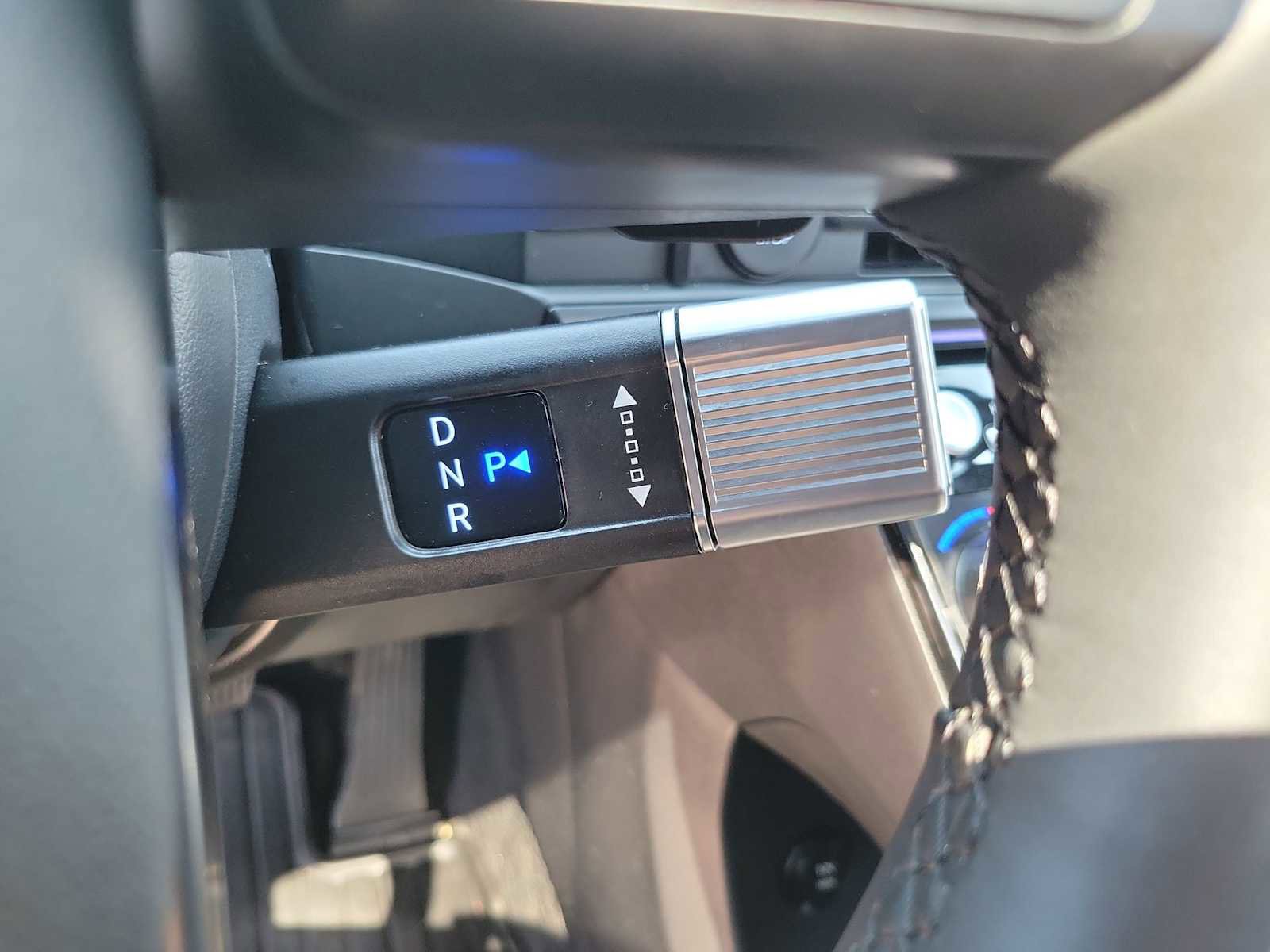 Used 2025 Hyundai Santa Fe Calligraphy image 17