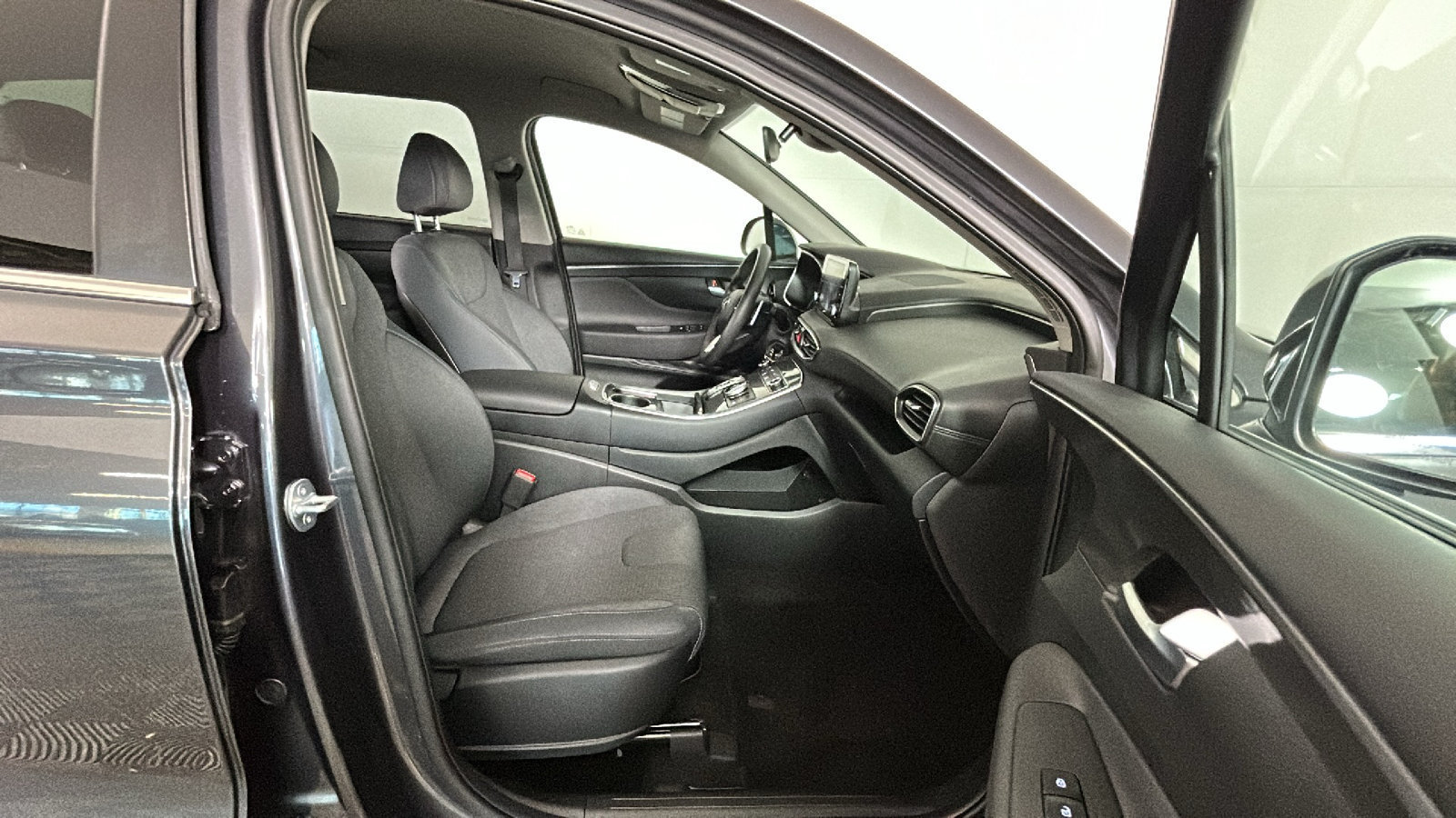 Used 2023 Hyundai Santa Fe SE FWD image 35