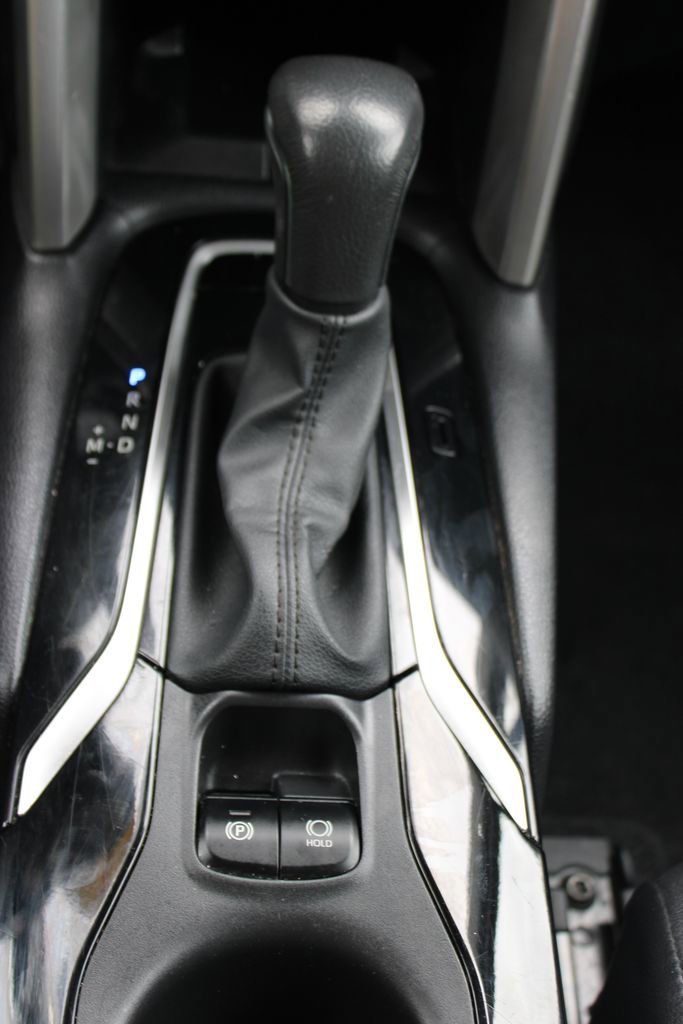 Used 2024 Toyota Corolla Cross XLE image 41