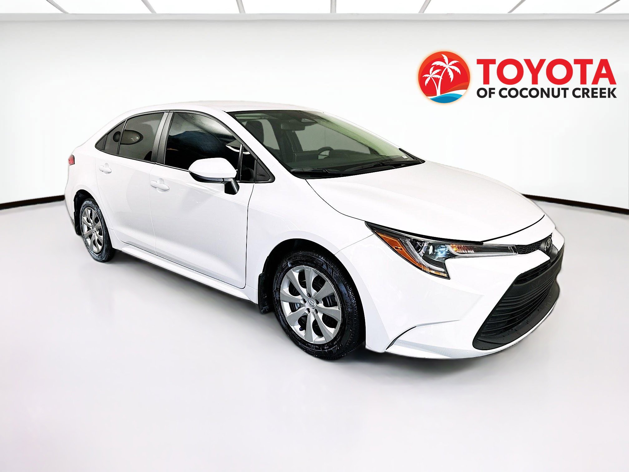 Used 2025 Toyota Corolla LE FWD video 1