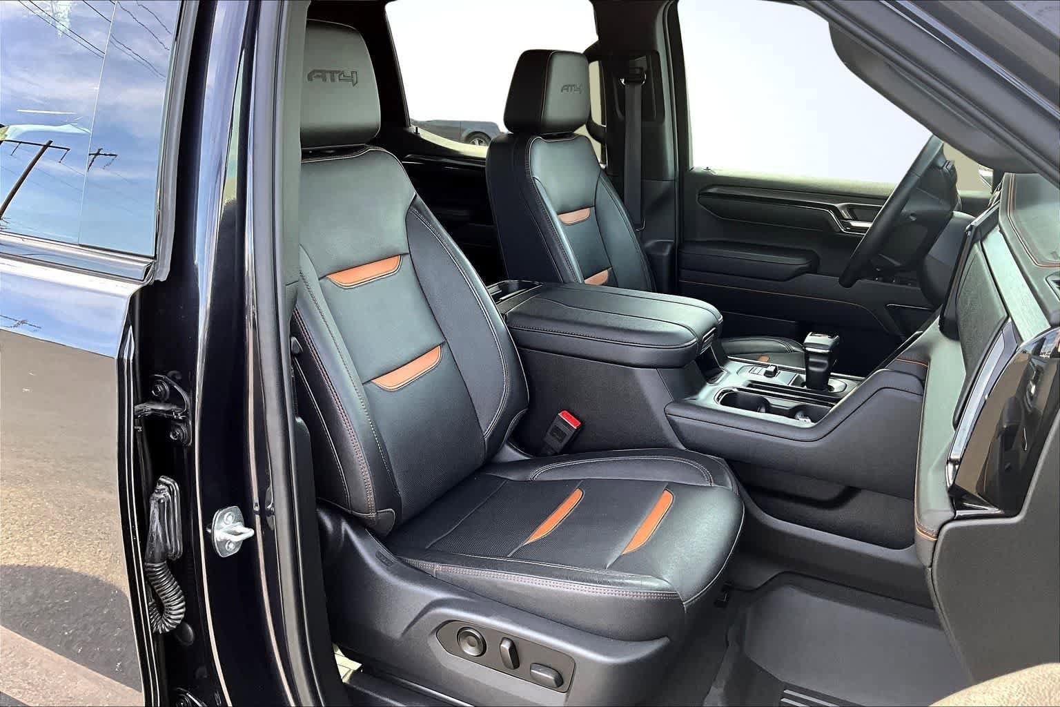 Used 2023 GMC Sierra 1500 AT4 AWD/4WD image 14