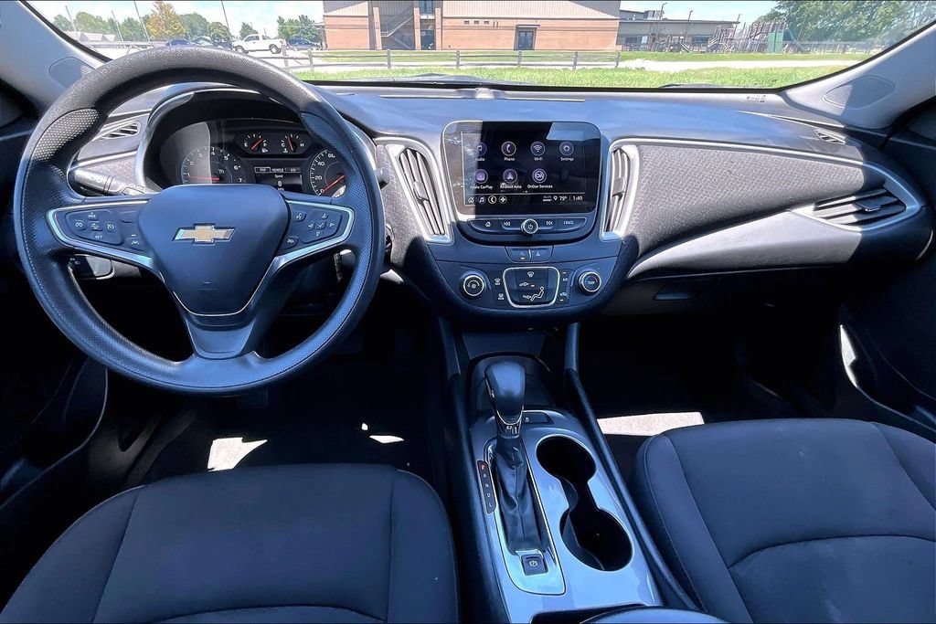 Used 2024 Chevrolet Malibu LS FWD image 12