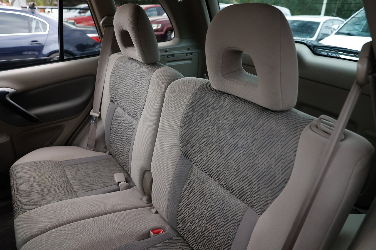 Used 2002 Toyota RAV4 2WD image 8