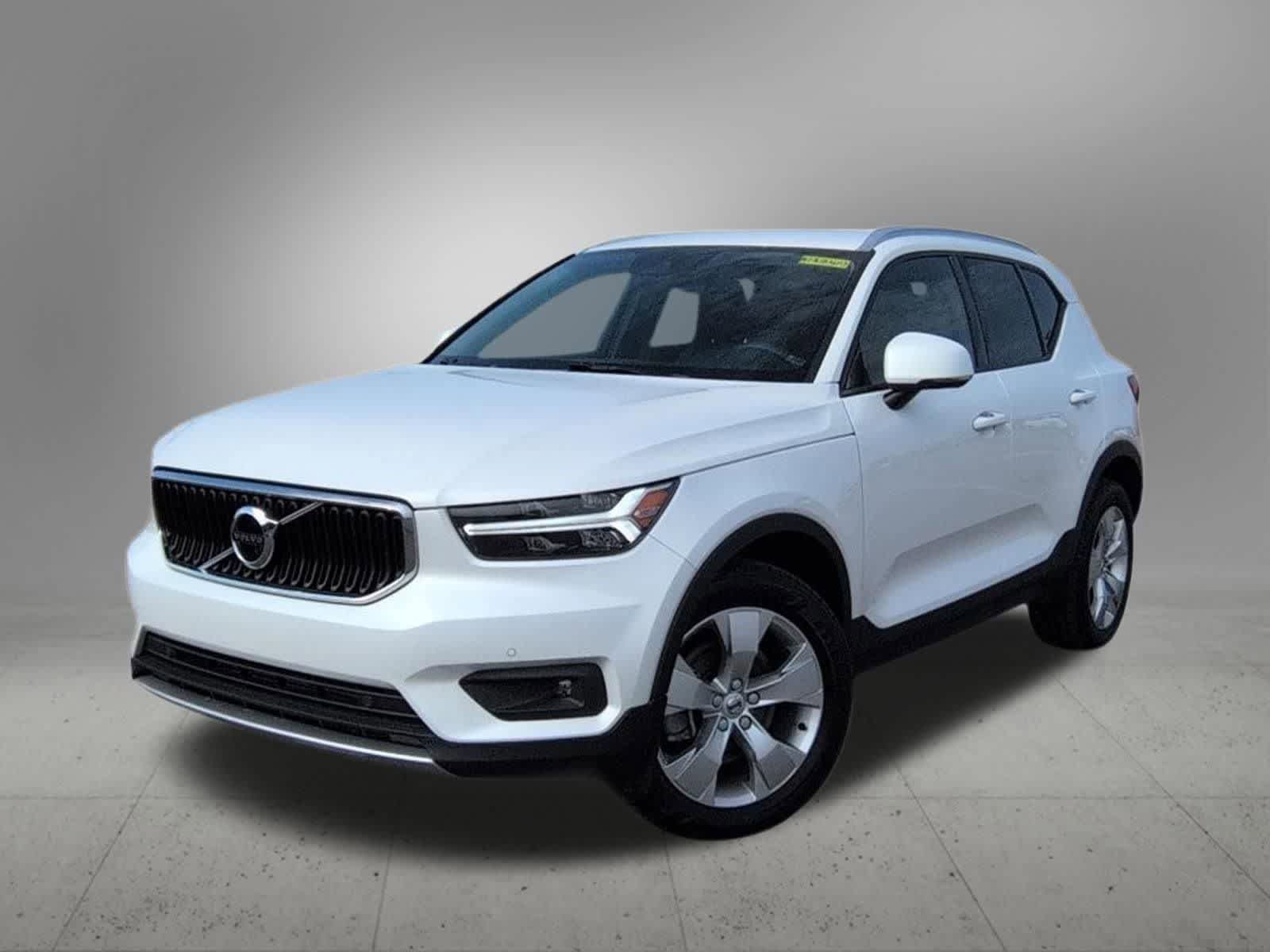 Used 2022 Volvo XC40 T5 Momentum AWD/4WD video 1