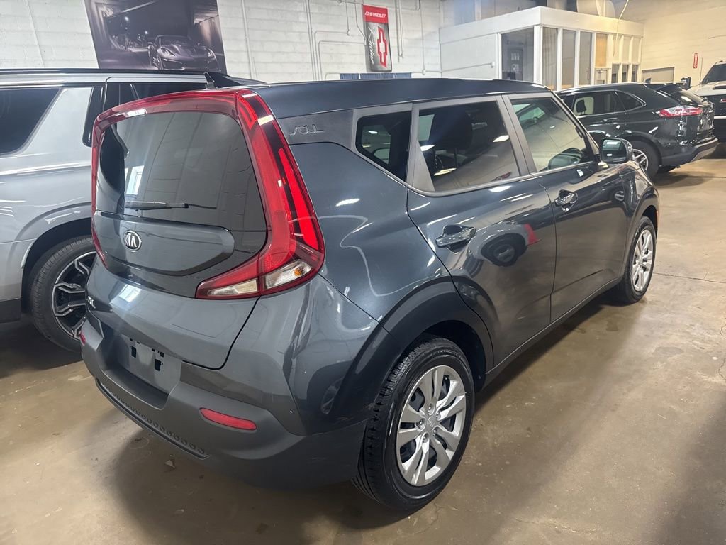 Used 2020 Kia Soul LX image 3
