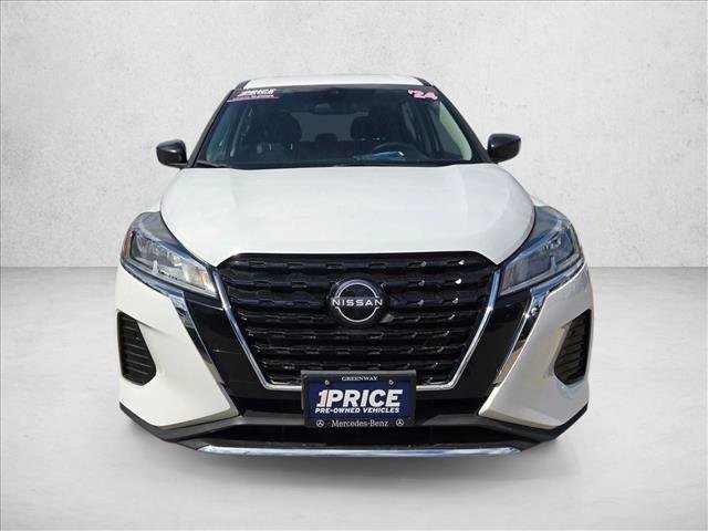 Used 2024 Nissan Kicks S image 2