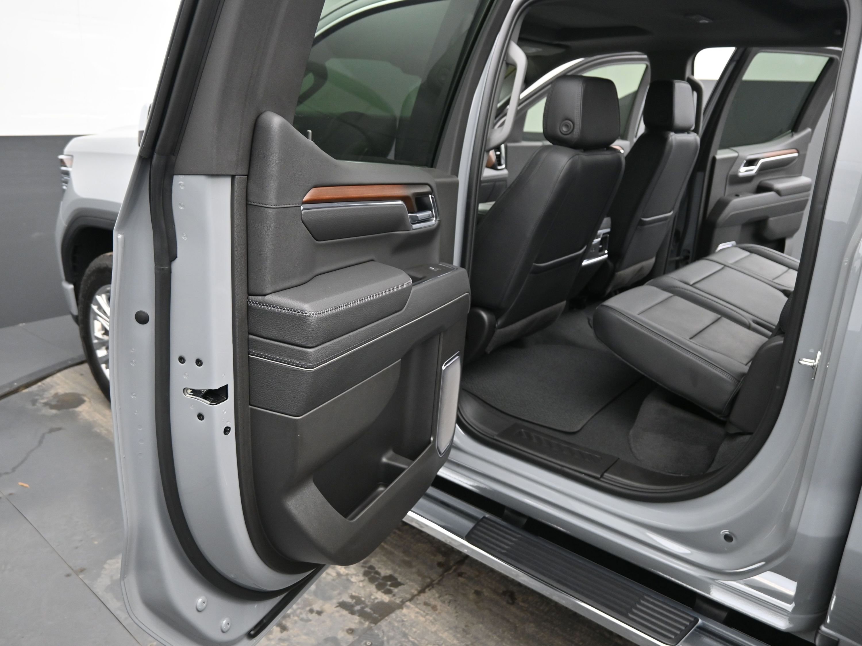 Certified 2025 GMC Sierra 1500 Denali w/ Technology Package image 14