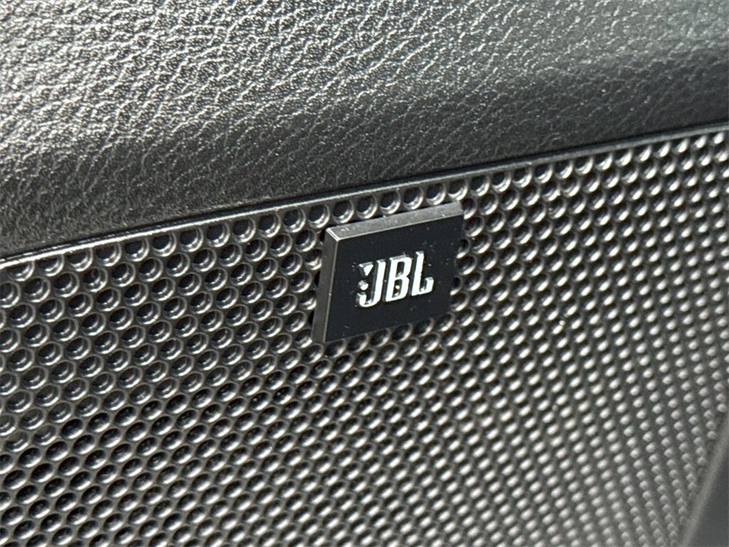 Used 2017 Toyota Tacoma TRD Off-Road image 28