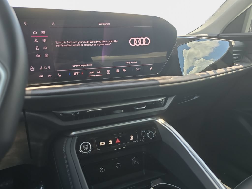 Certified 2025 Audi Q5 Premium w/ Convenience Package AWD/4WD image 15