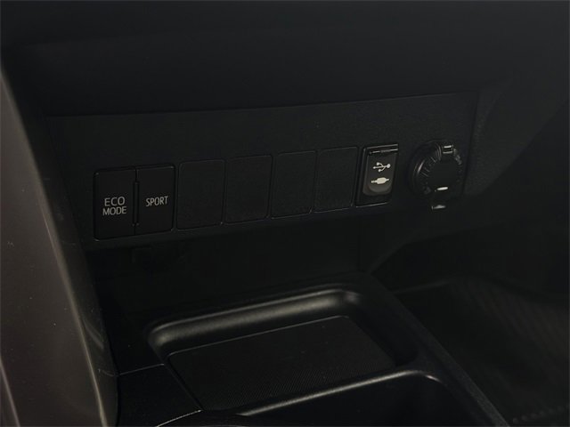 Used 2017 Toyota RAV4 XLE image 18