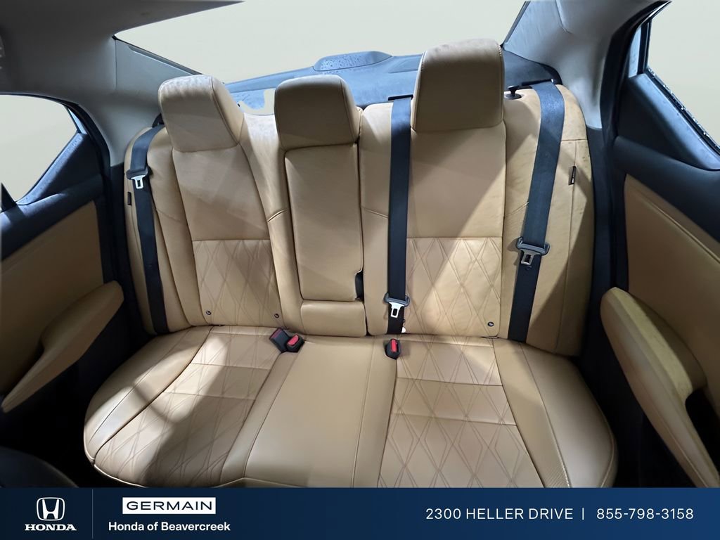 Used 2022 Nissan Sentra SV w/ SV Premium Package image 30