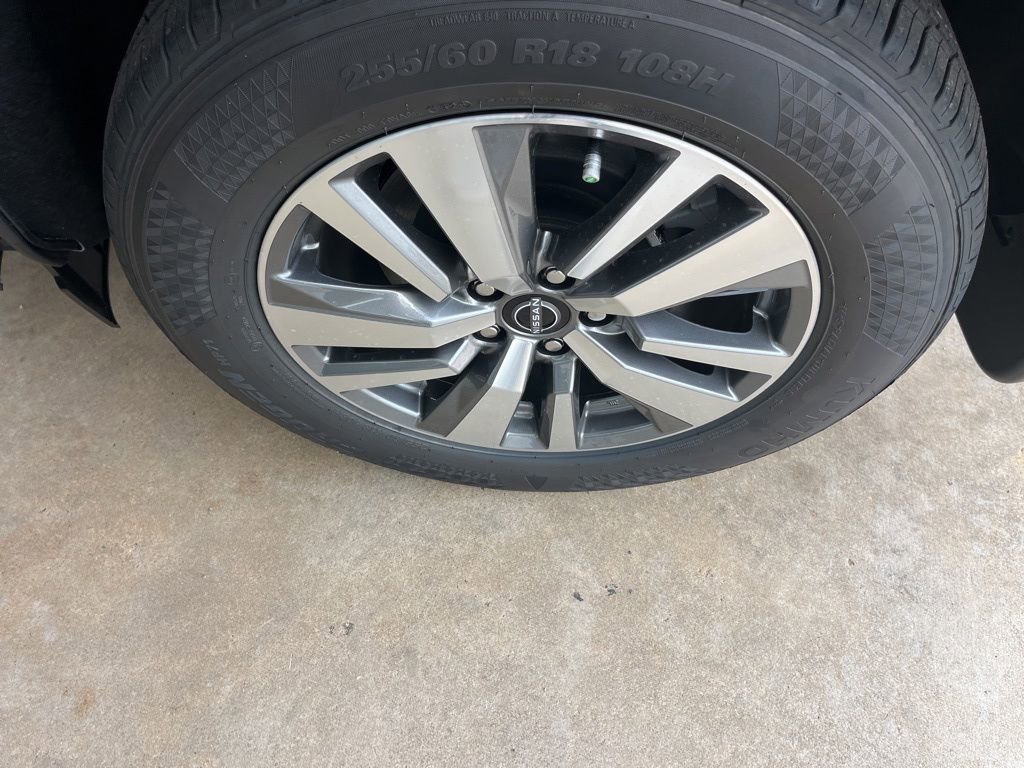 New 2026 Nissan Pathfinder SL FWD image 33