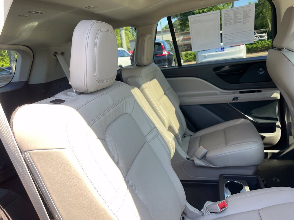 Used 2021 Lincoln Aviator Reserve w/ Elements Package Plus AWD/4WD image 36