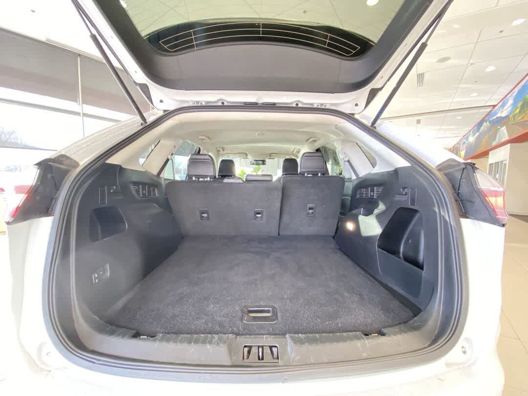 Used 2024 Ford Edge SEL AWD/4WD image 25