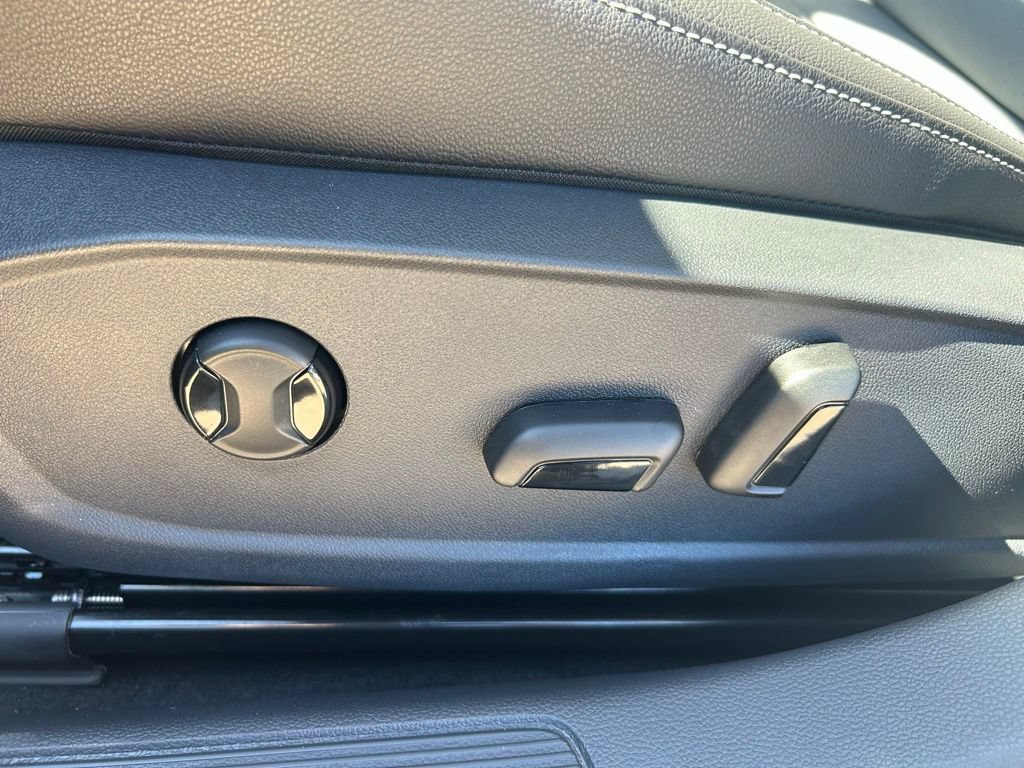 New 2026 Volkswagen Jetta SE FWD image 48