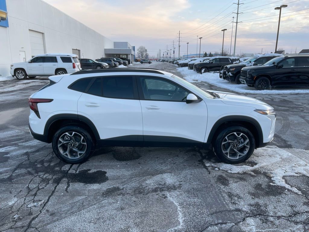 New 2026 Chevrolet Trax LT w/ LT Convenience Package image 8