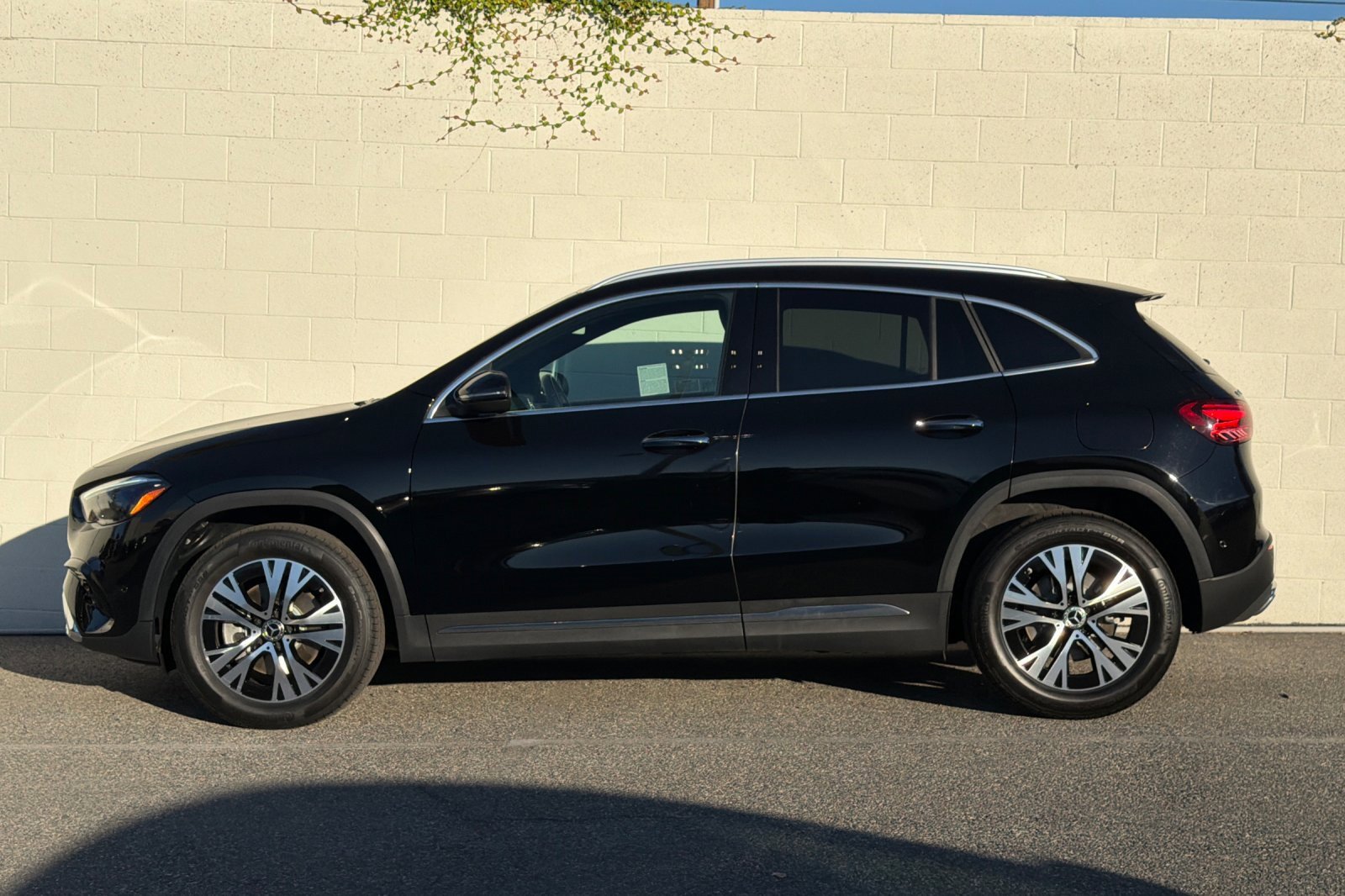 Certified 2025 Mercedes-Benz GLA 250 image 7