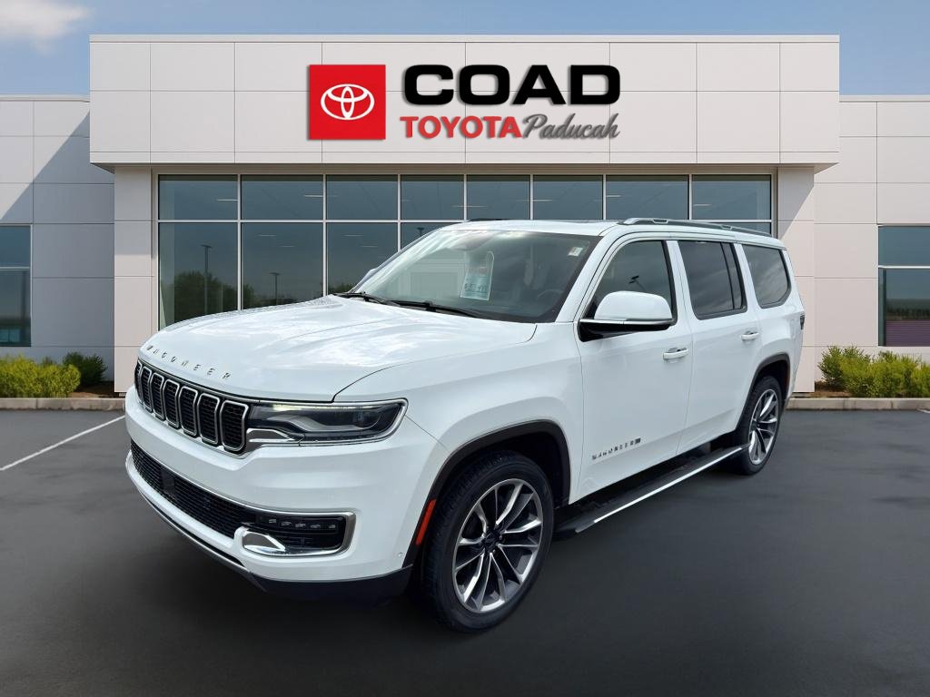 Used 2022 Jeep Wagoneer Series III w/ Premium Group I AWD/4WD image 1
