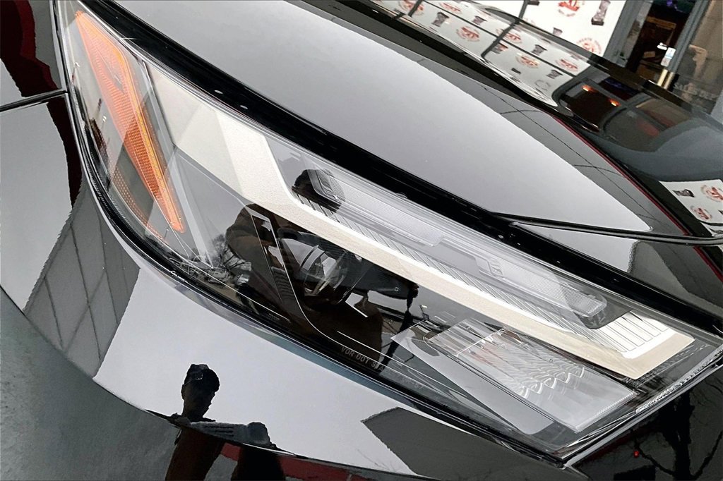 New 2025 Toyota RAV4 XLE w/ Convenience Package image 21