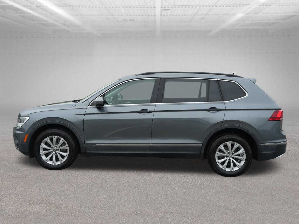 Used 2018 Volkswagen Tiguan SE w/ Panoramic Sunroof Package AWD/4WD image 4