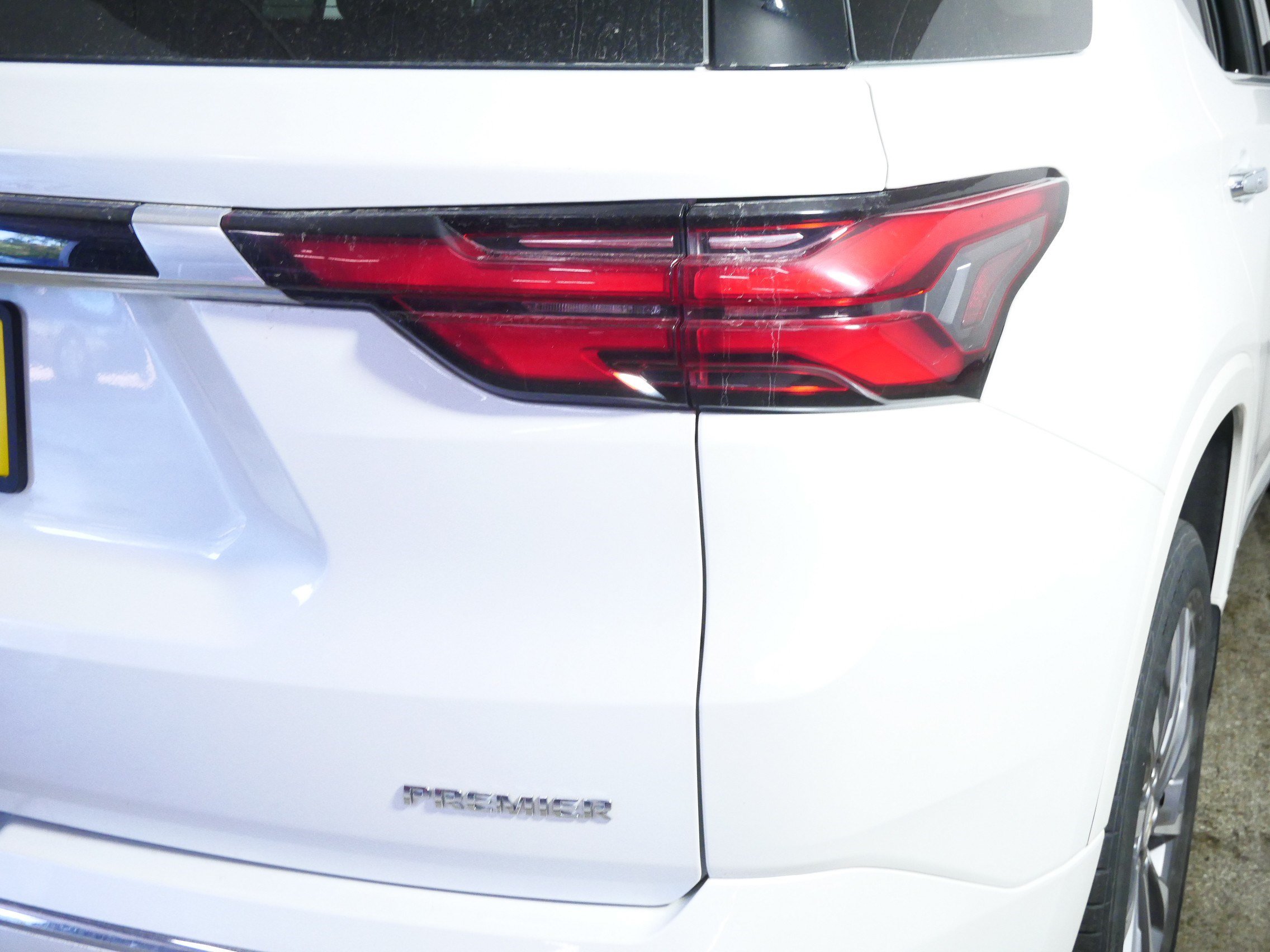 Certified 2023 Chevrolet Traverse Premier w/ LPO, Floor Liner Package AWD/4WD image 17
