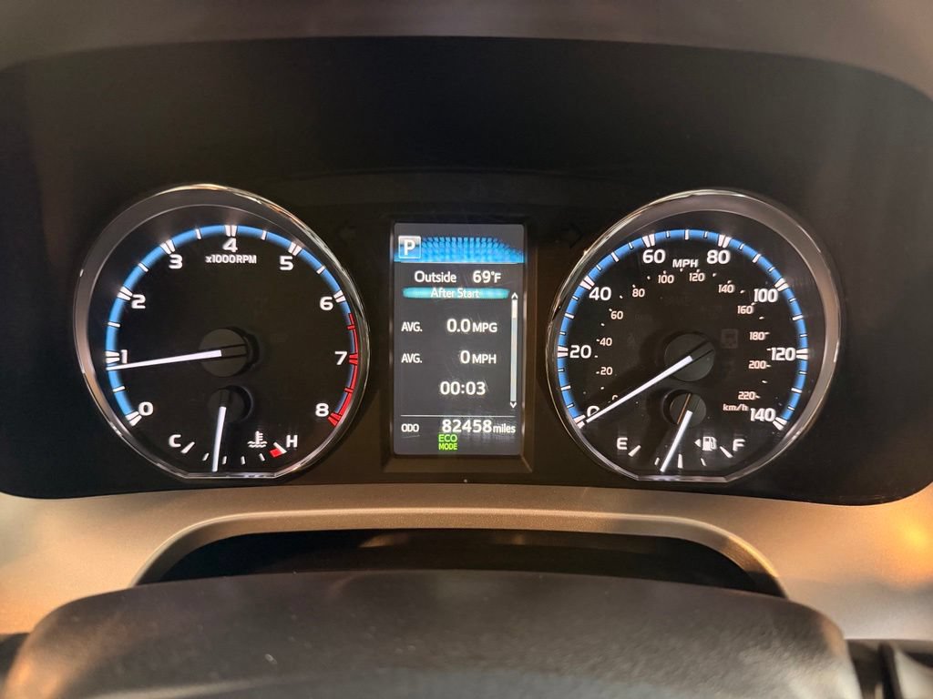 Used 2016 Toyota RAV4 XLE AWD/4WD image 12