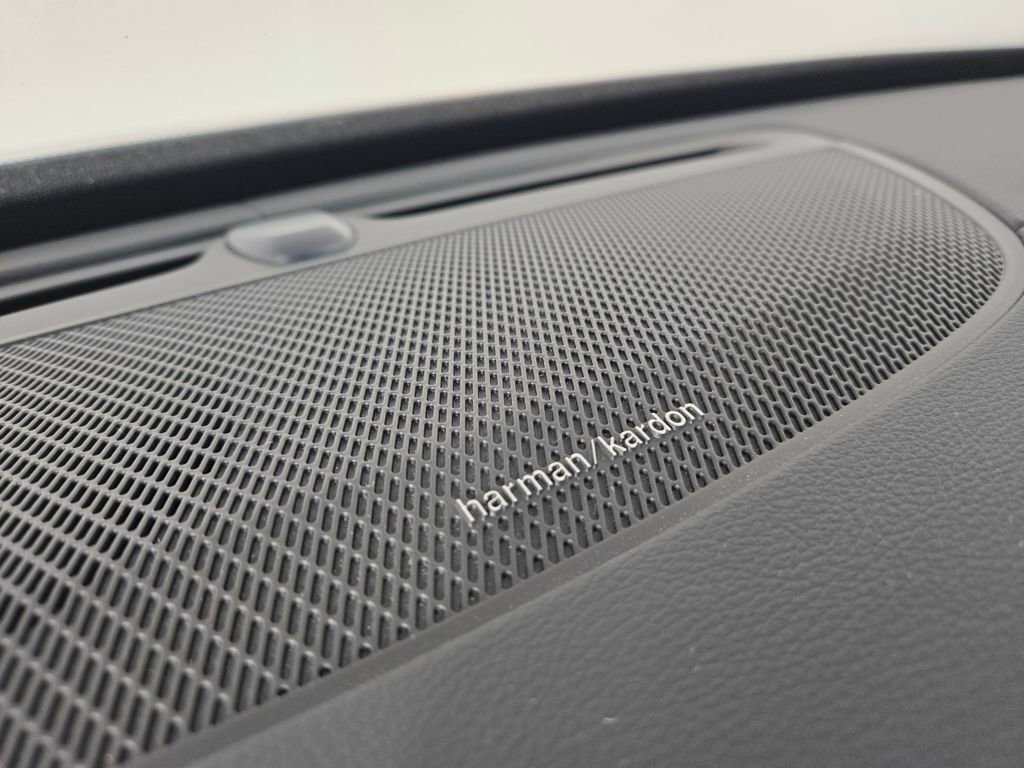 Used 2022 Volvo XC90 T8 Inscription image 25