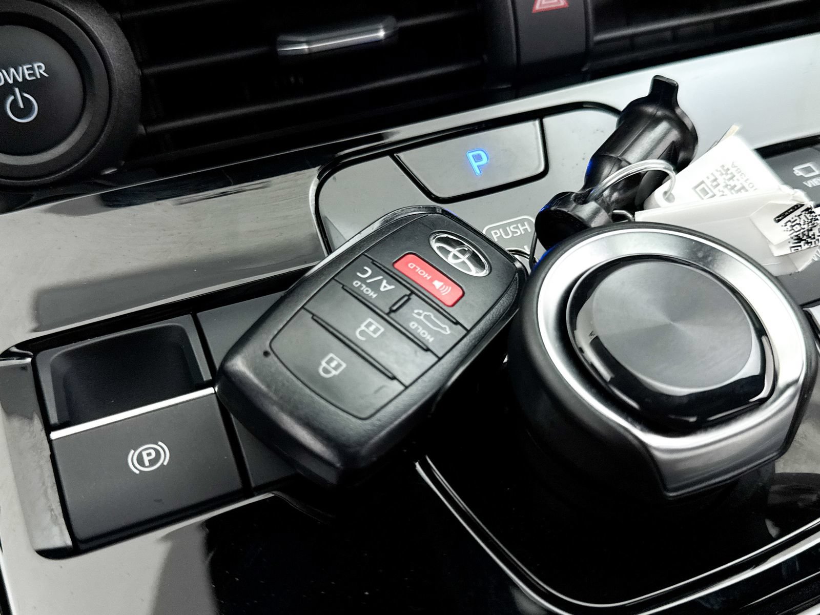Used 2024 Toyota bZ4X FWD w/ Weather Package image 35