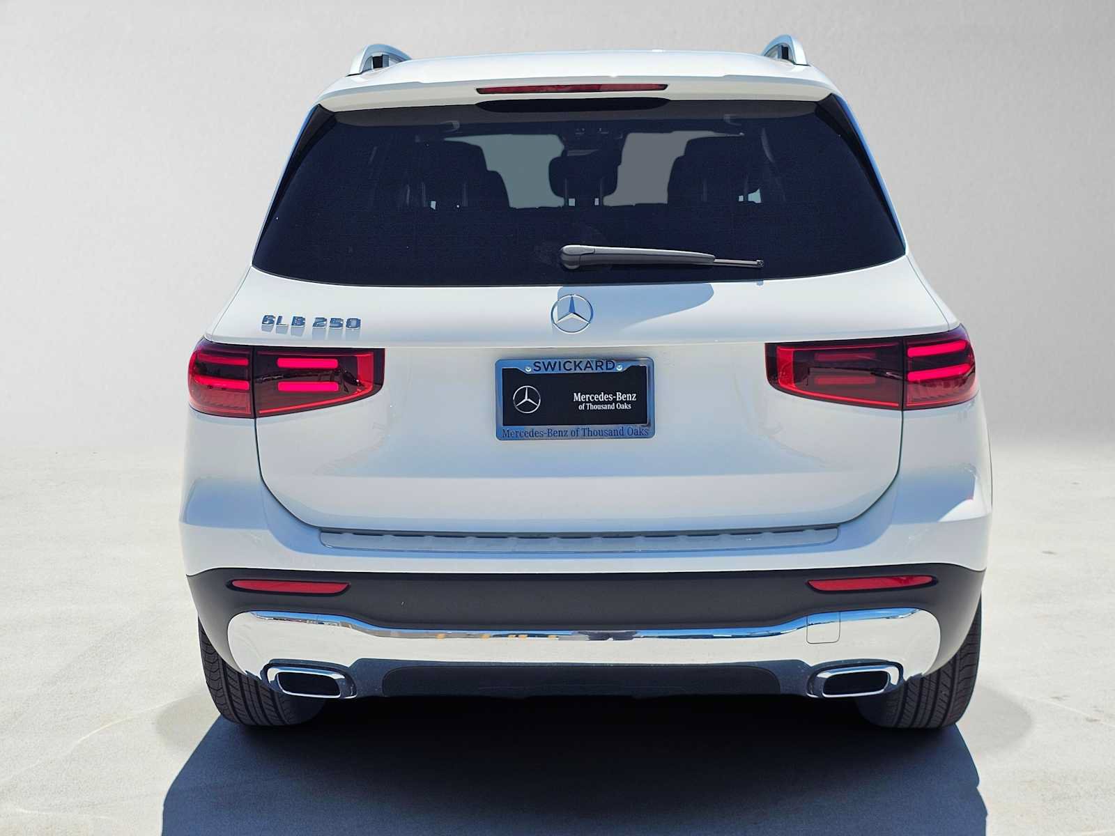 New 2026 Mercedes-Benz GLB 250 image 4