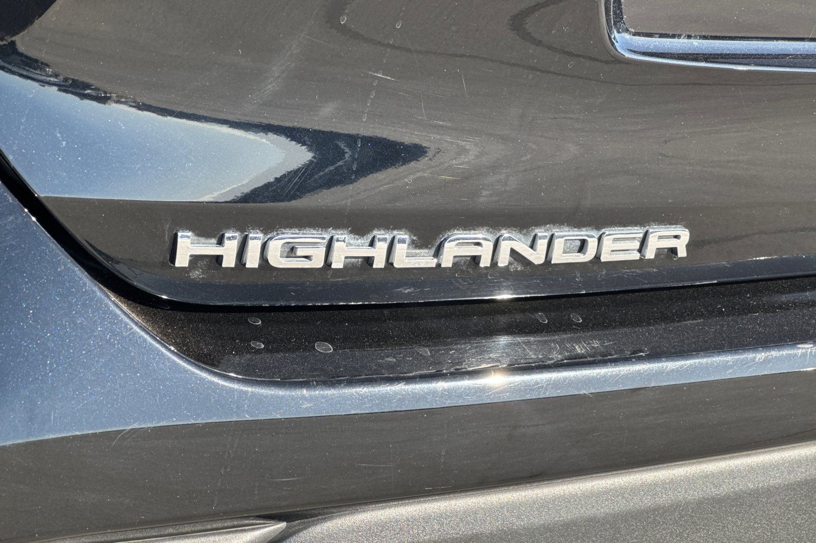 Used 2022 Toyota Highlander XLE AWD/4WD image 31