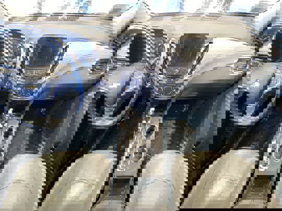 Used 2018 Chevrolet Equinox Premier image 24