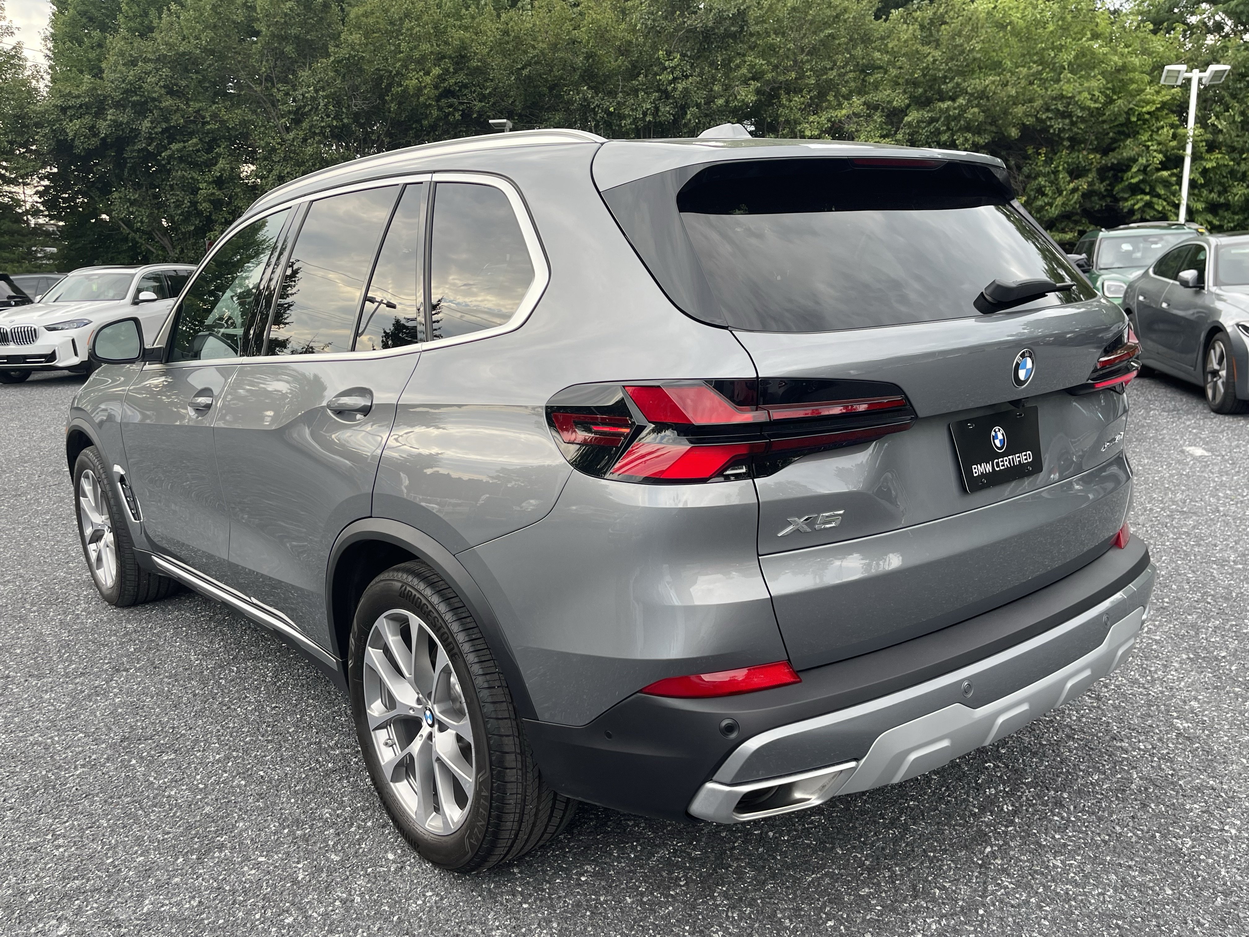 Used 2025 BMW X5 xDrive40i w/ Climate Comfort Package AWD/4WD image 5
